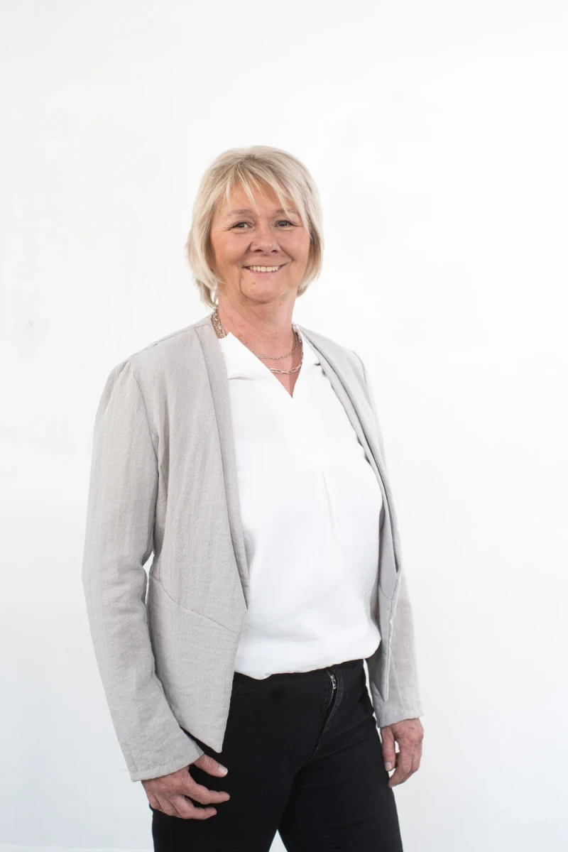 Portrait von Sabine Häuserer